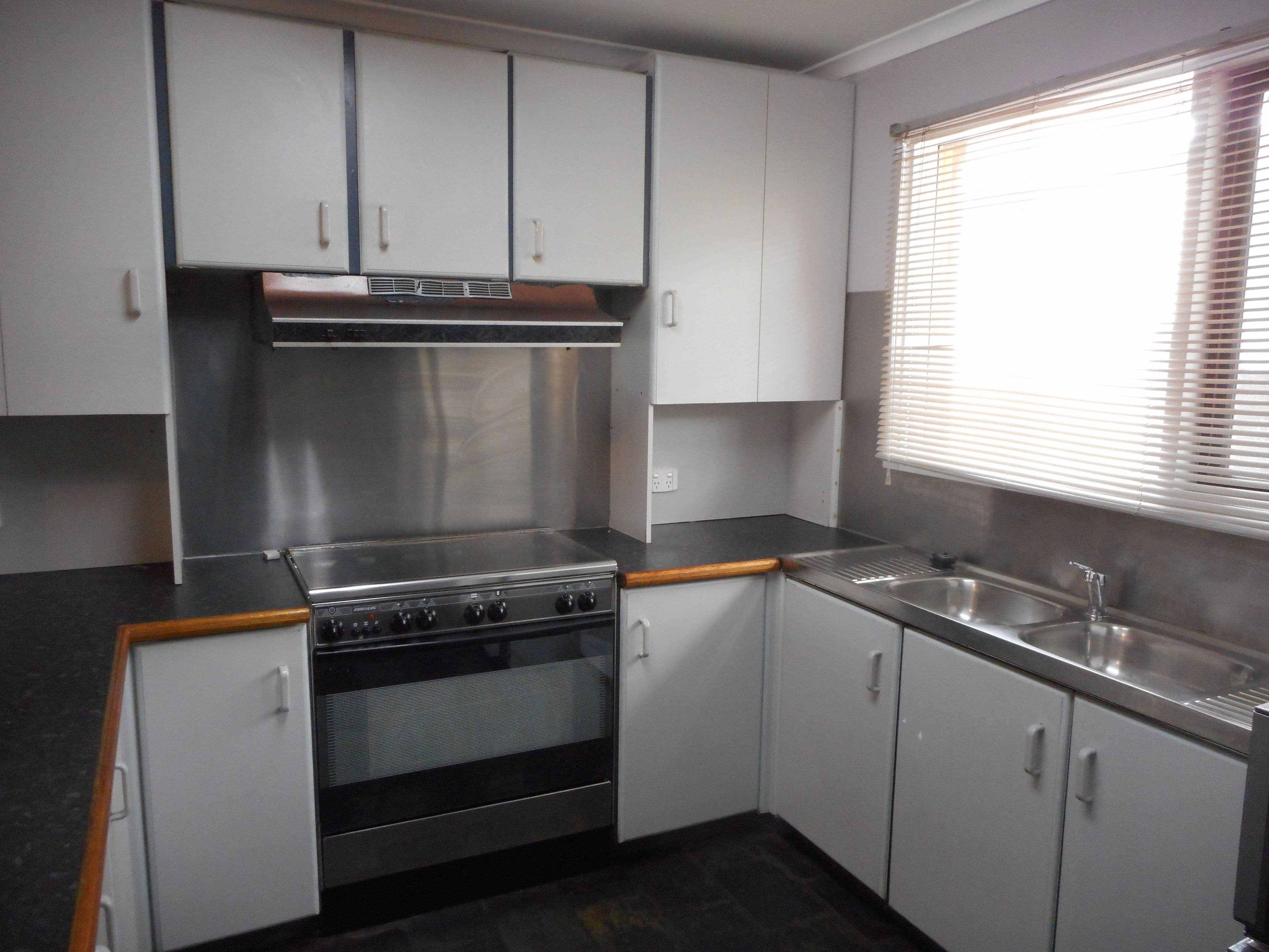 18 Parramatta Drive, Morphett Vale SA 5162, Morphett Vale - Thumbnail 5