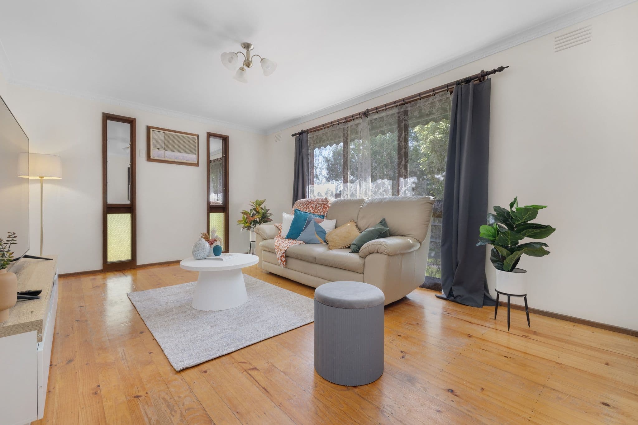 35 Upton Crescent, Narre Warren VIC 3805, Narre Warren - Thumbnail 2
