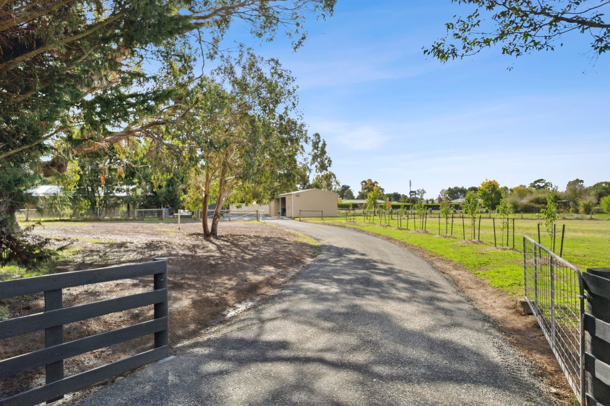 24 Trentham Road, Tylden VIC 3444, Tylden - Thumbnail 2