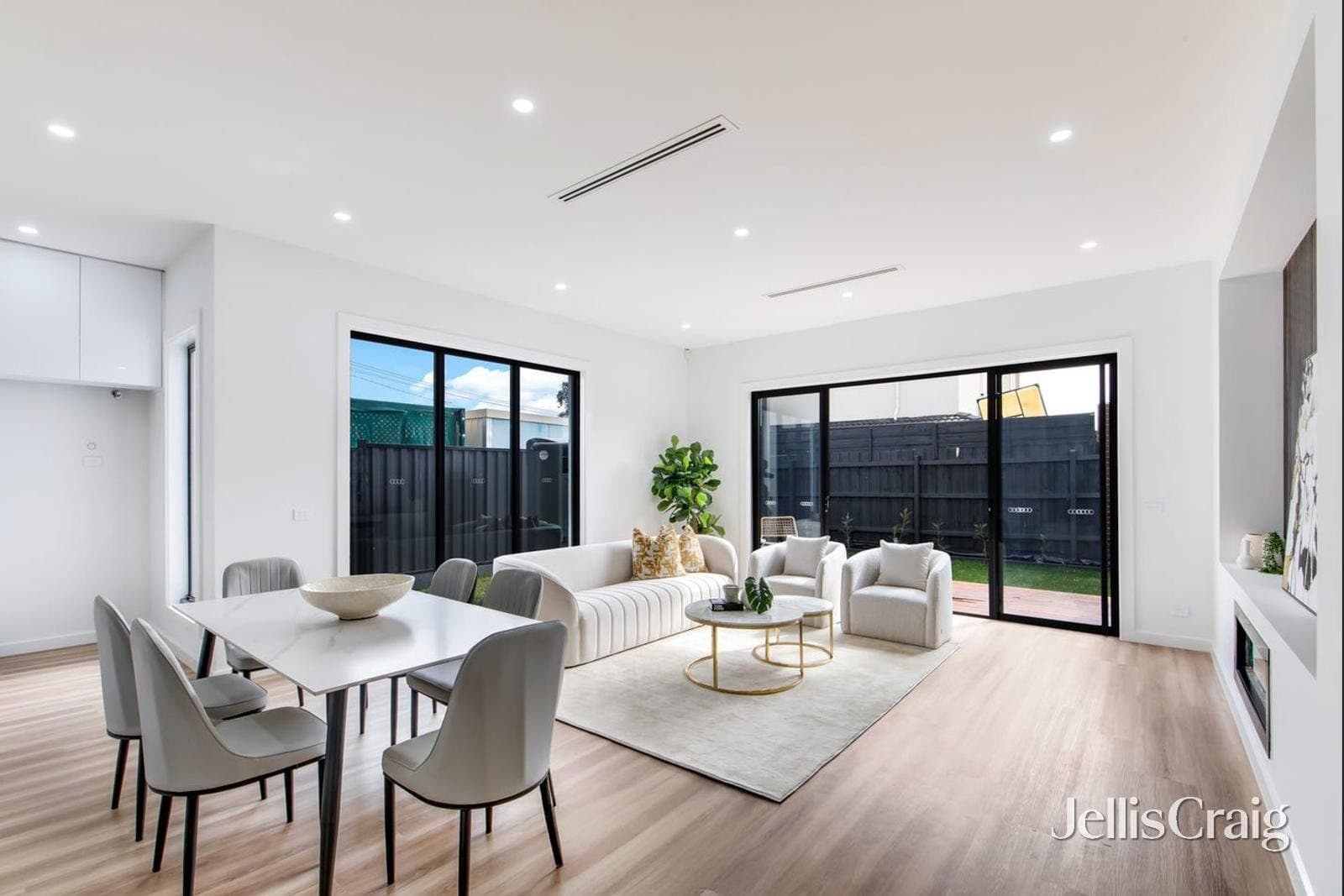 26A Newcombe Court, Clarinda, Clarinda - Thumbnail 8