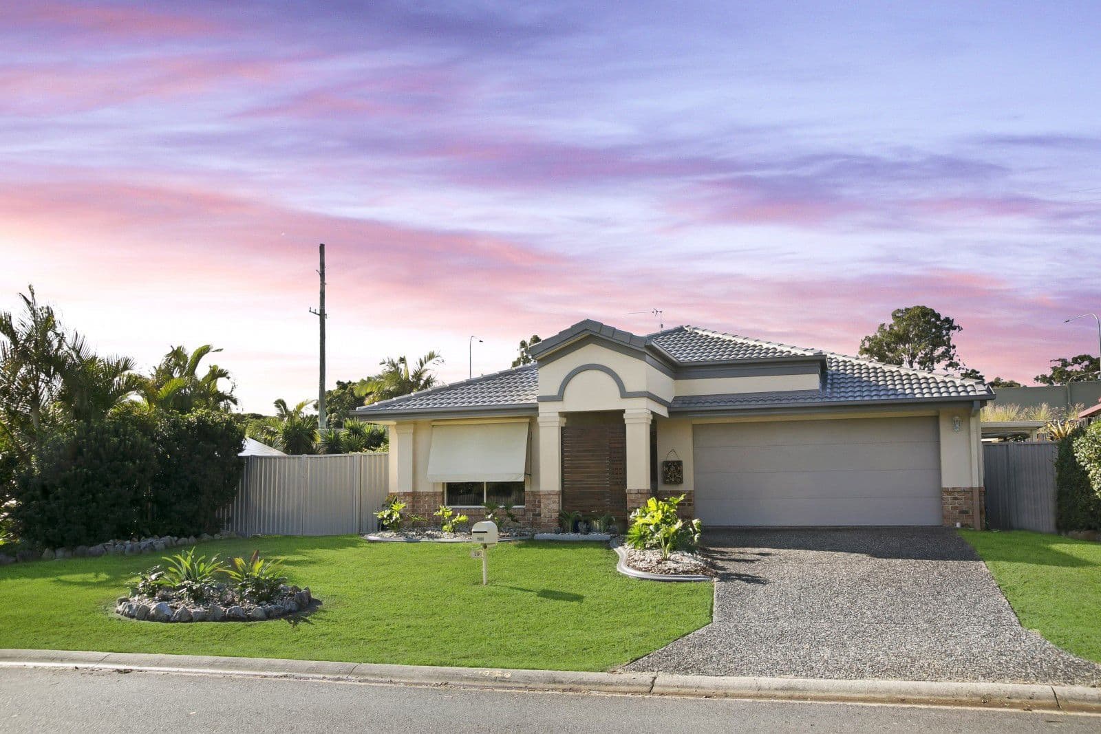 19 Madeline Street, Mudgeeraba QLD 4213, Mudgeeraba - Thumbnail 2