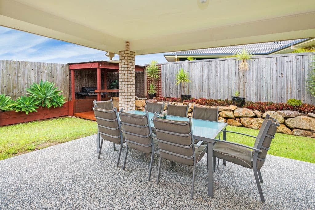 93 Wunburra Circle, Pacific Pines QLD 4211, Pacific Pines - Thumbnail 2