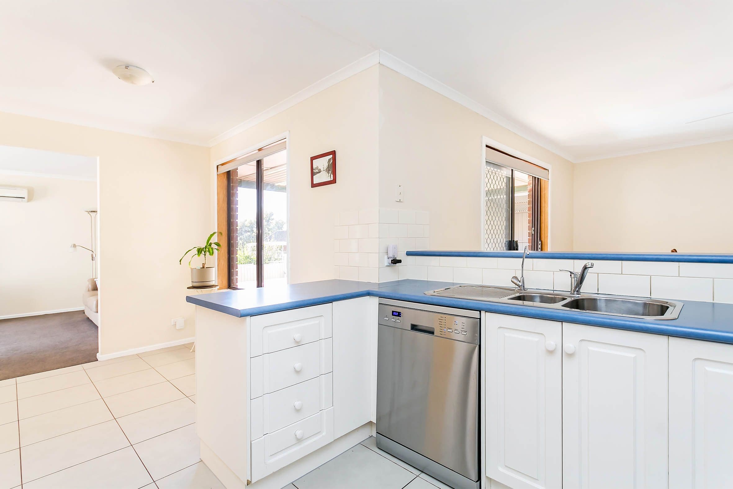 6 Pedare Court, Wynn Vale SA 5127, Wynn Vale - Thumbnail 2