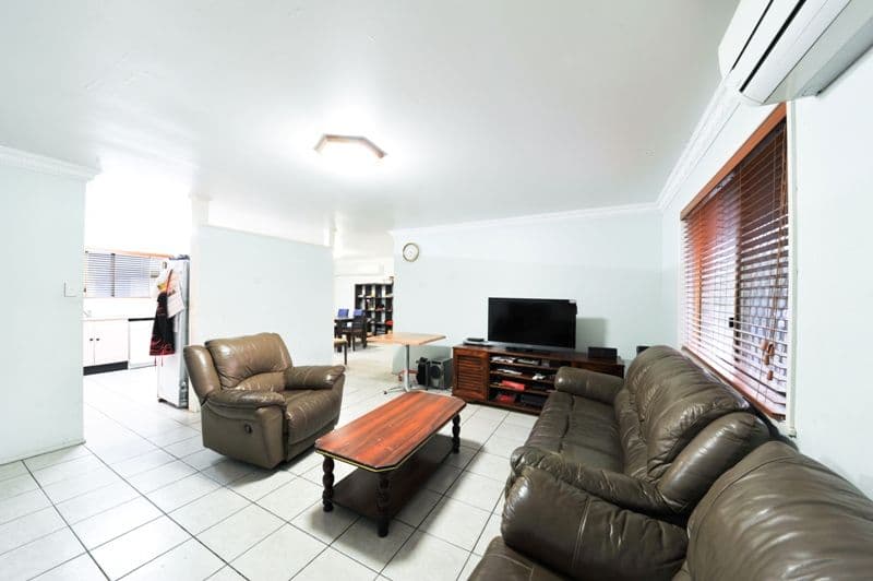 4 Trojan Court, PROSERPINE QLD 4800, Proserpine - Thumbnail 2