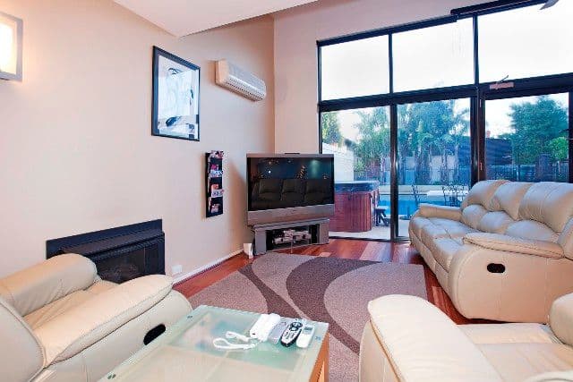 136 Autumn Street, GEELONG WEST VIC 3218, Geelong West - Thumbnail 7