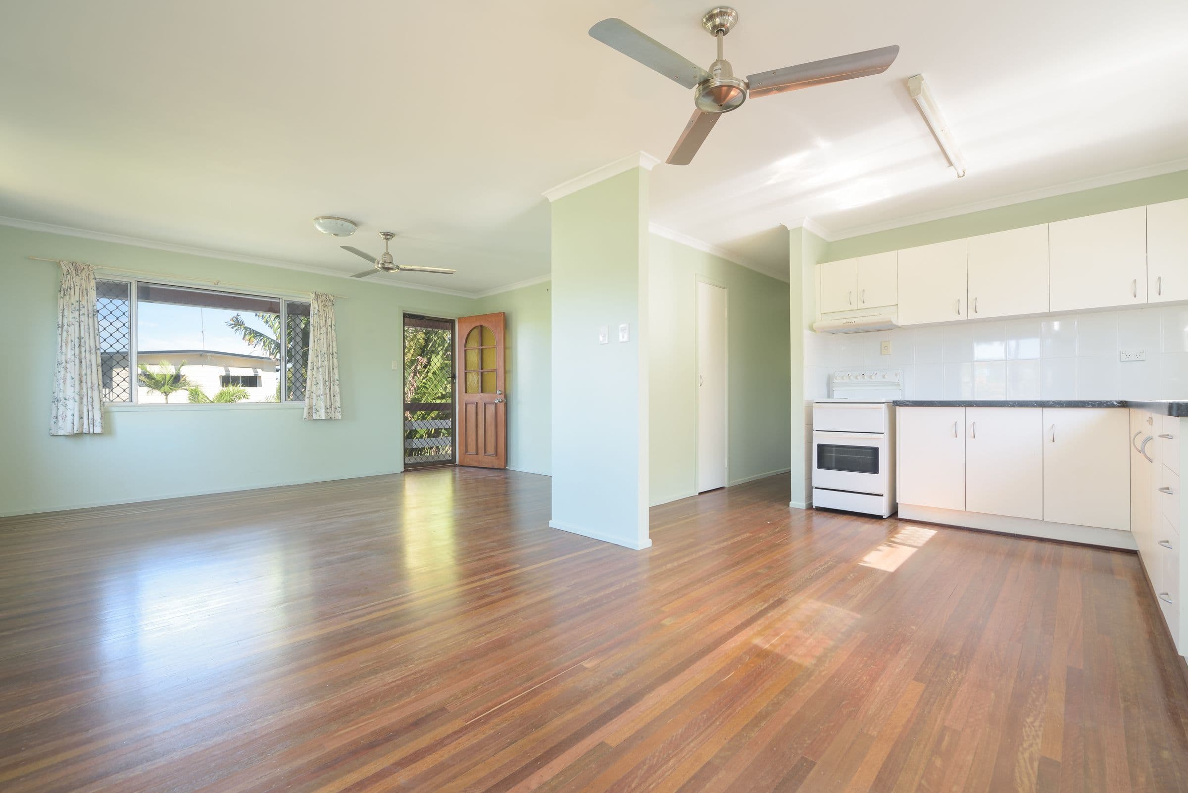 31 Hibiscus Avenue, Kin Kora QLD 4680, Kin Kora - Thumbnail 4
