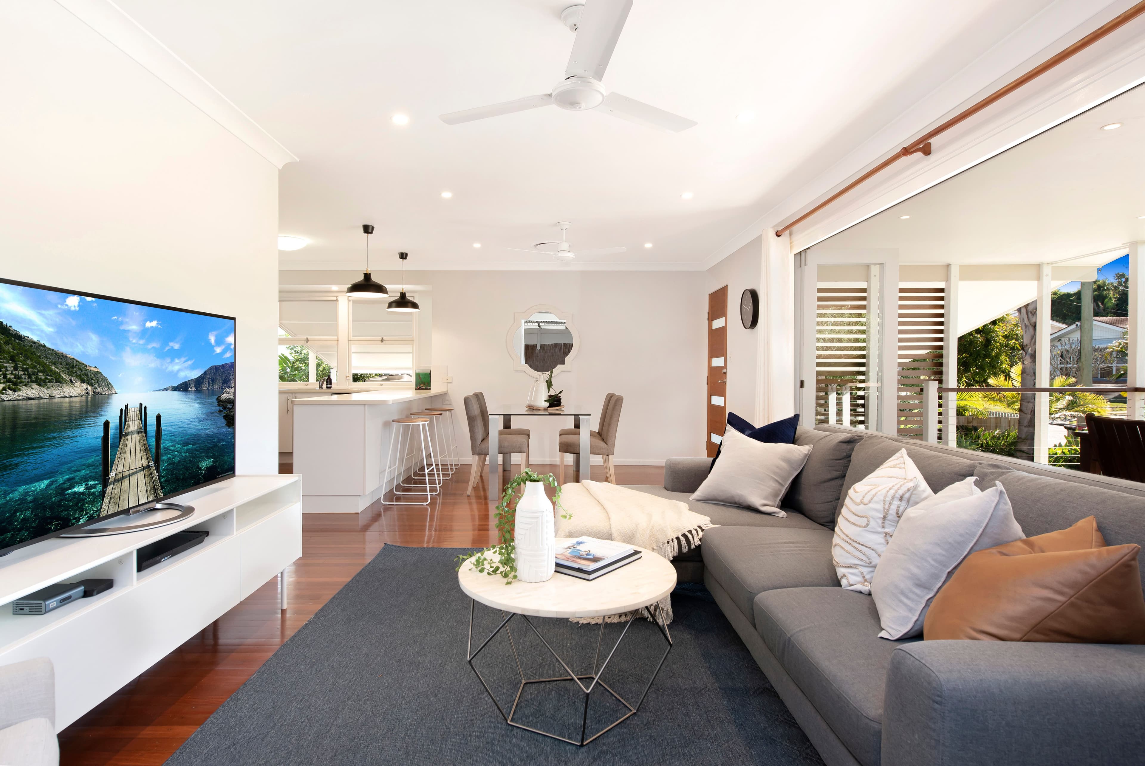 83 Hendren Street, Carina QLD 4152, Carina - Thumbnail 2