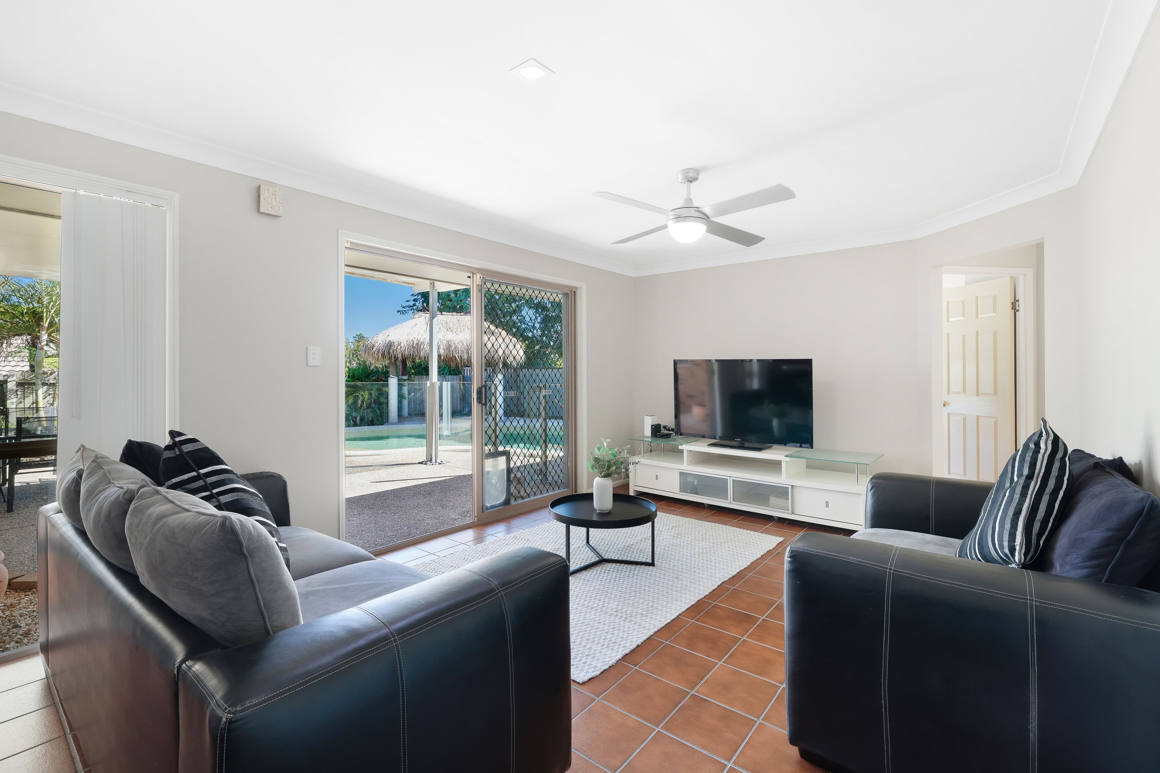 8 Singleton Court, Helensvale QLD 4212, Helensvale - Thumbnail 7