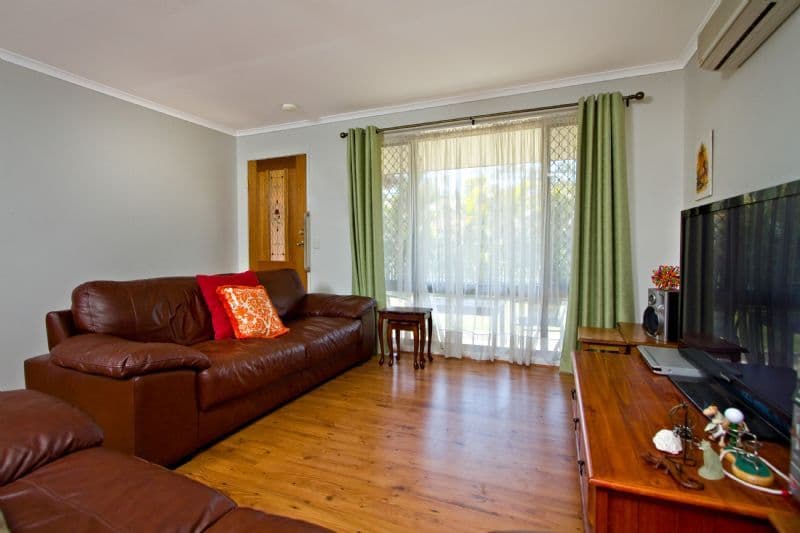 38 Pallert Street, MIDDLE PARK QLD 4074, Middle Park - Thumbnail 3
