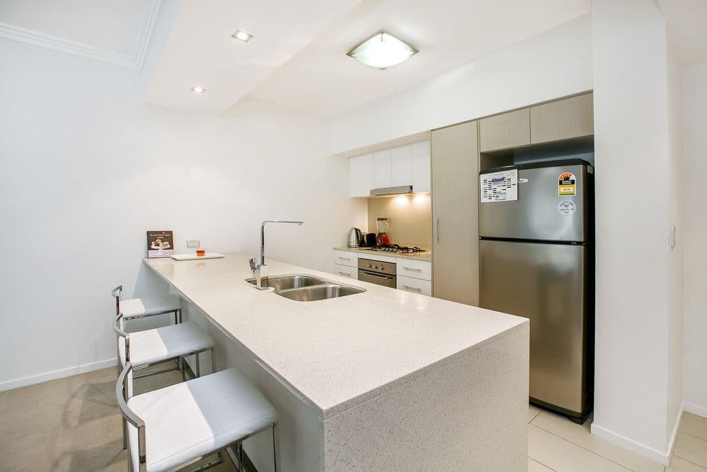53 Darrambal Street, Surfers Paradise QLD 4217, Surfers Paradise - Thumbnail 4