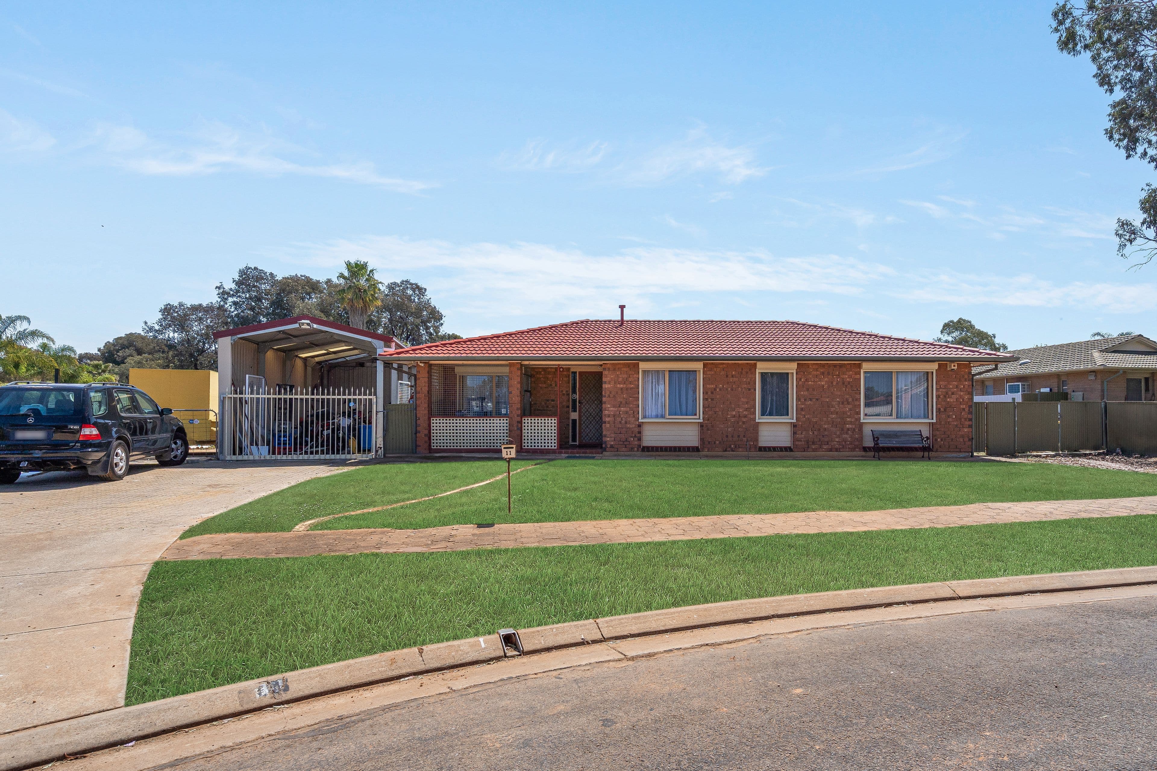 11 Laurel Crescent, Parafield Gardens SA 5107, Parafield Gardens - Thumbnail 4