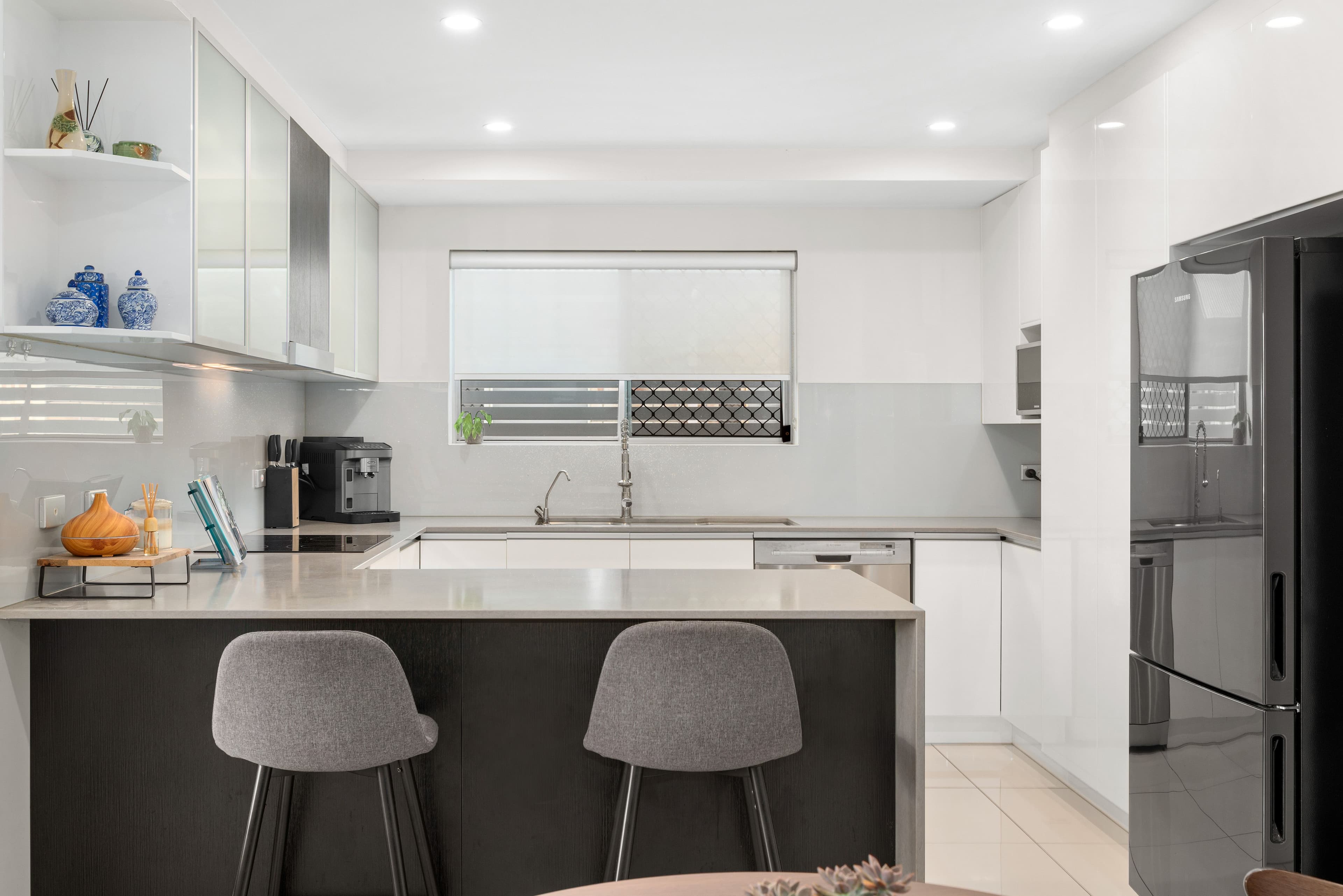 12 Flavelle Street, Carina QLD 4152, Carina - Thumbnail 2