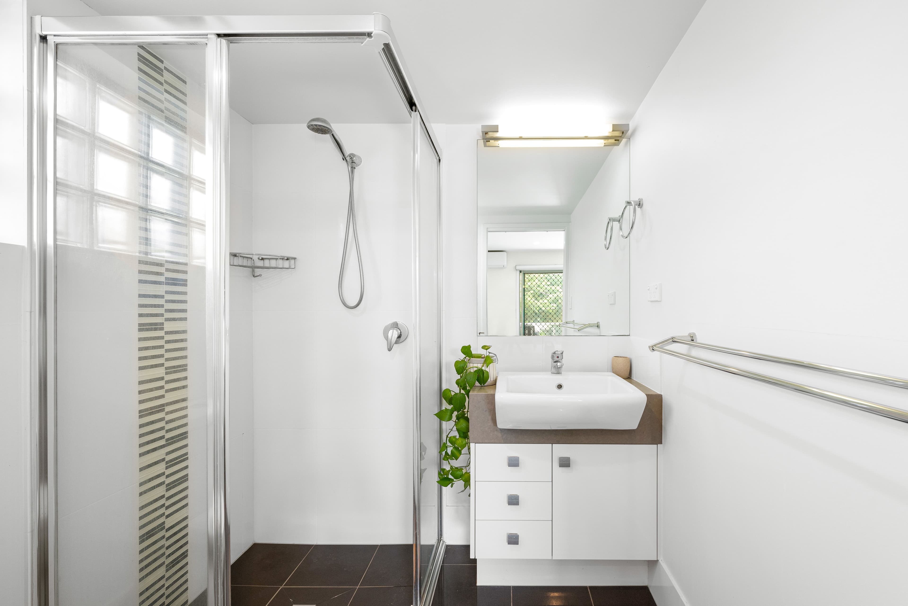 12 Flavelle Street, Carina QLD 4152, Carina - Thumbnail 6