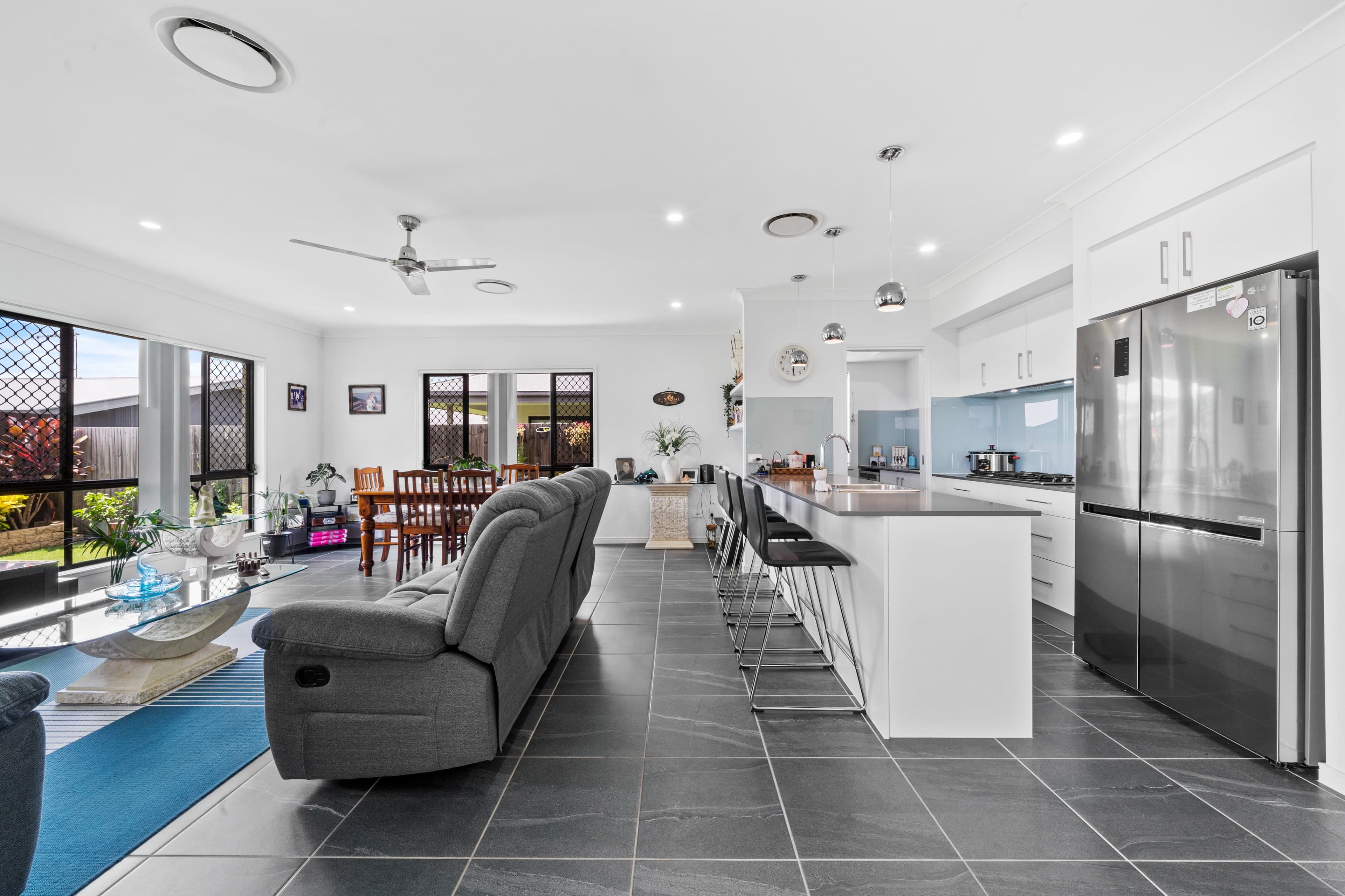 5 Samford Drive, Holmview QLD 4207, Holmview - Thumbnail 4