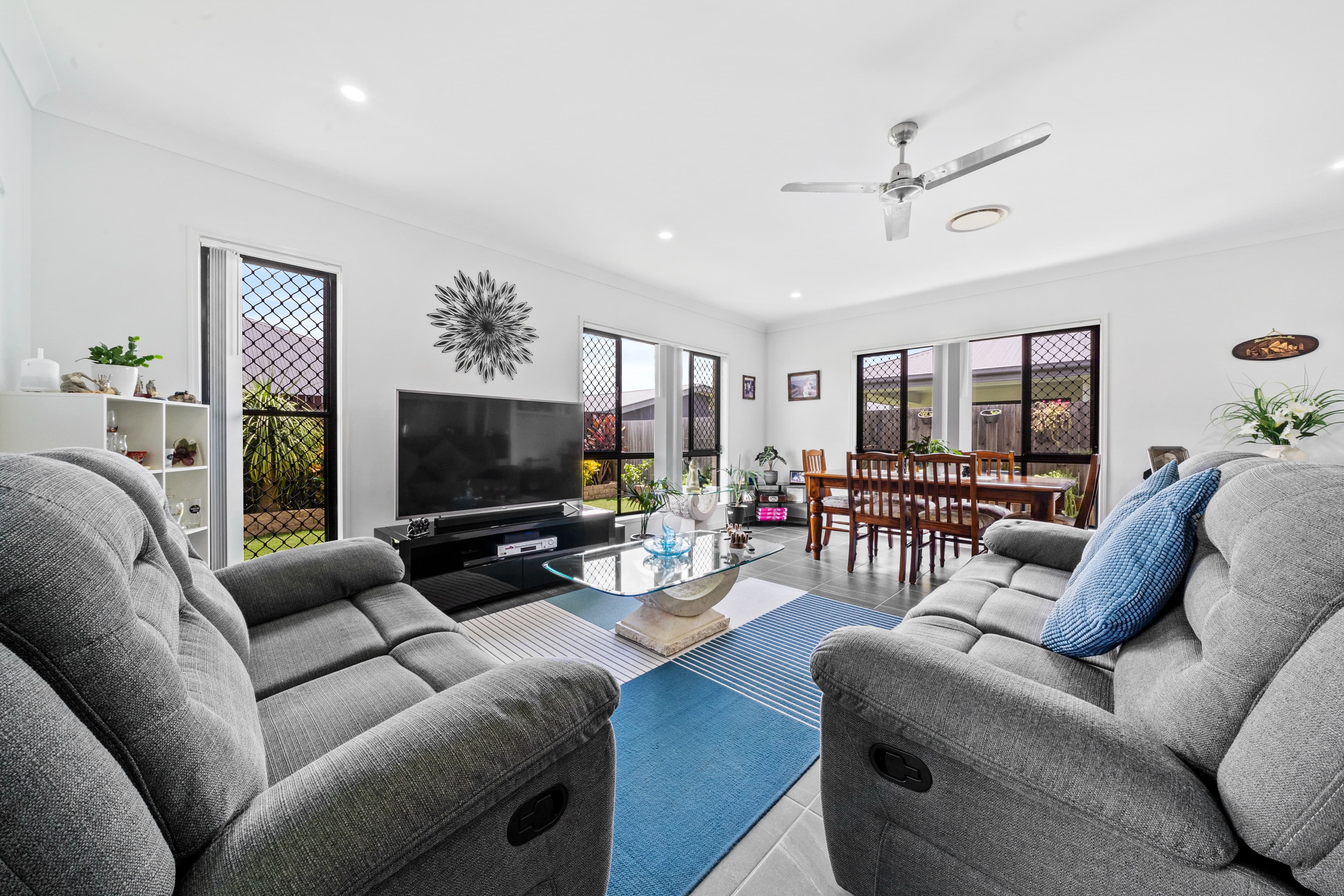 5 Samford Drive, Holmview QLD 4207, Holmview - Thumbnail 5
