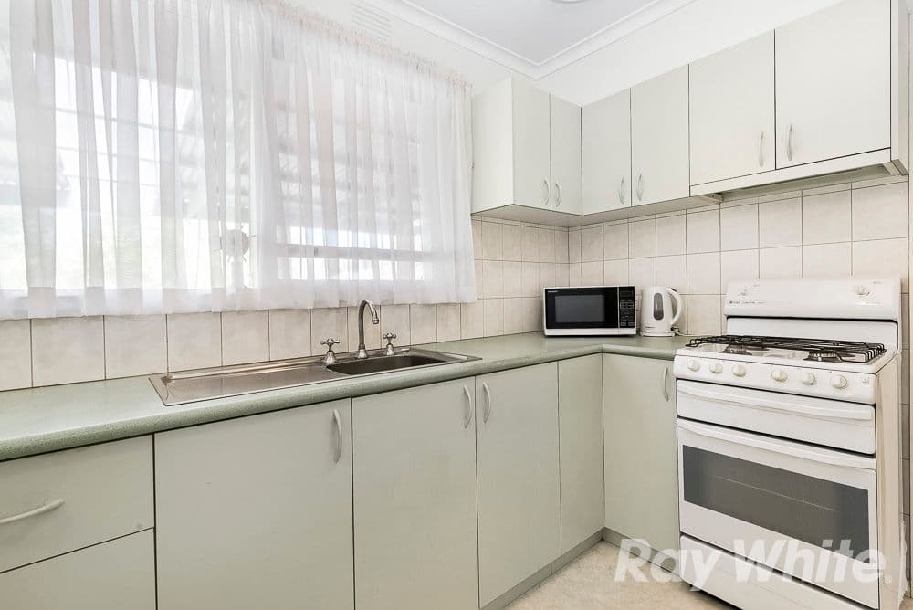 10 Cappella Court, Glen Waverley VIC 3150, Glen Waverley - Thumbnail 2