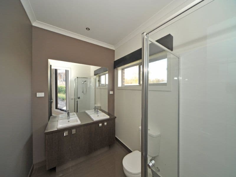 16 McConnell Drive, JUNORTOUN VIC 3551, Junortoun - Thumbnail 8