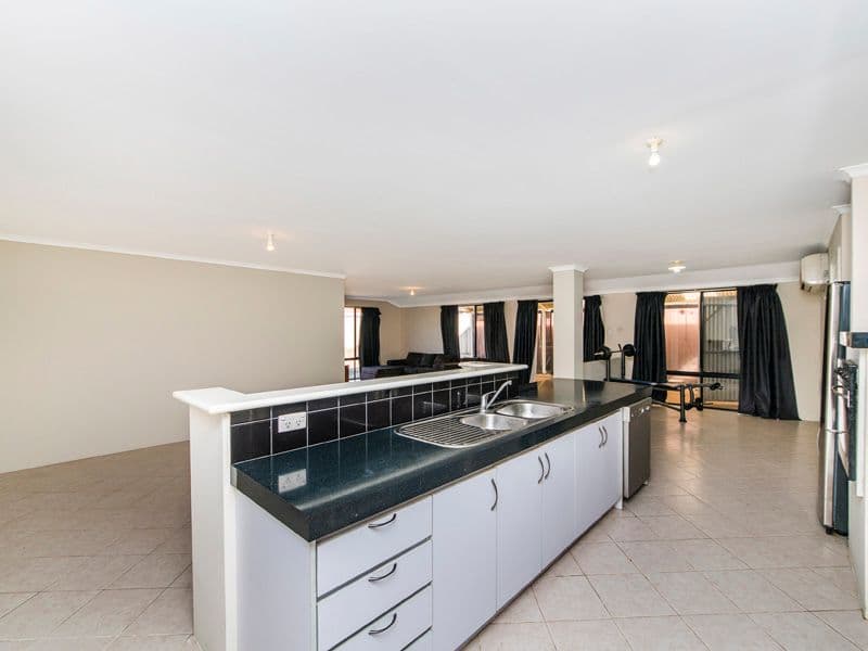 19 Peverett Loop, Baldivis WA 6171, Baldivis - Thumbnail 8
