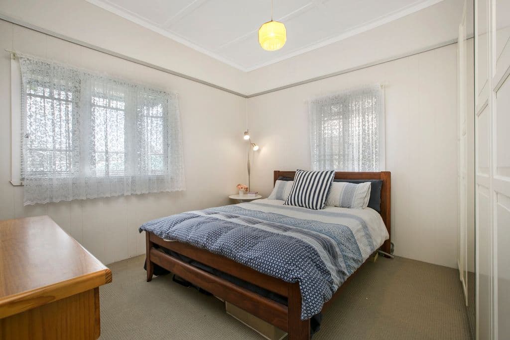 11 Dahlia Street, CANNON HILL QLD 4170, Cannon Hill - Thumbnail 7