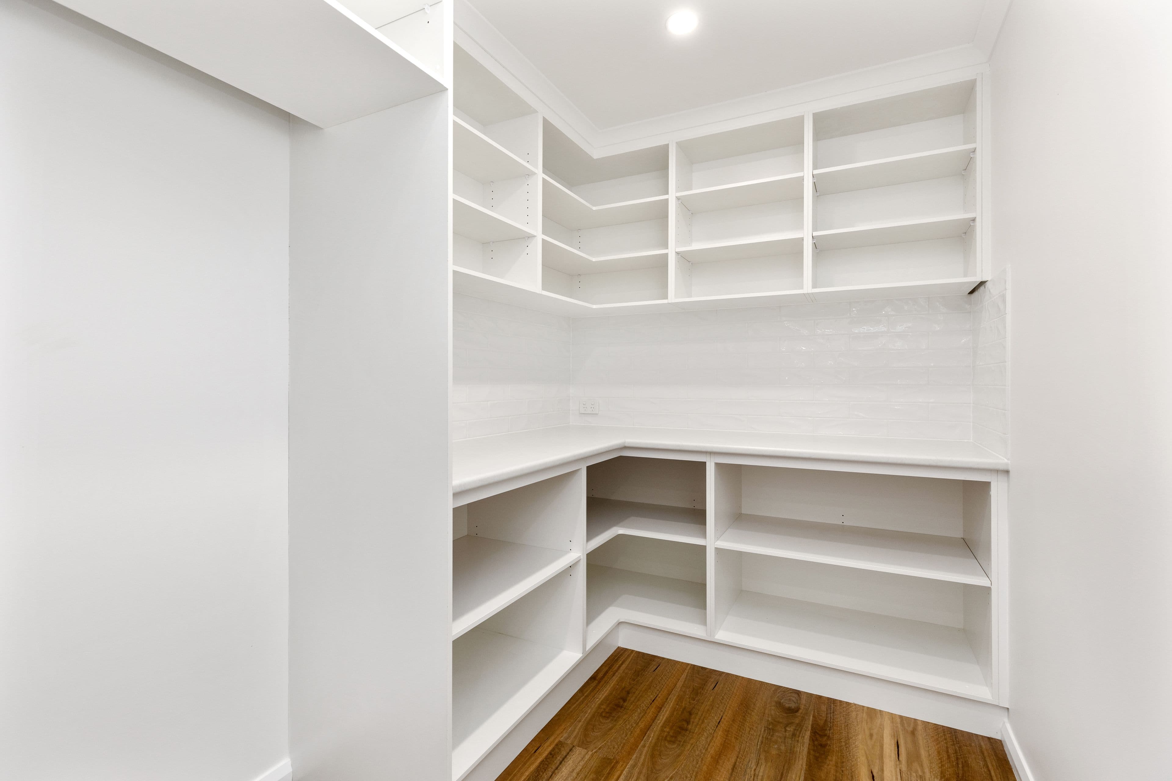 60 Elizabeth Avenue, FOREST HILL NSW 2651, Forest Hill - Thumbnail 4