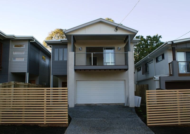 28 Acacia Avenue, GRACEVILLE QLD 4075, Graceville - Thumbnail 2