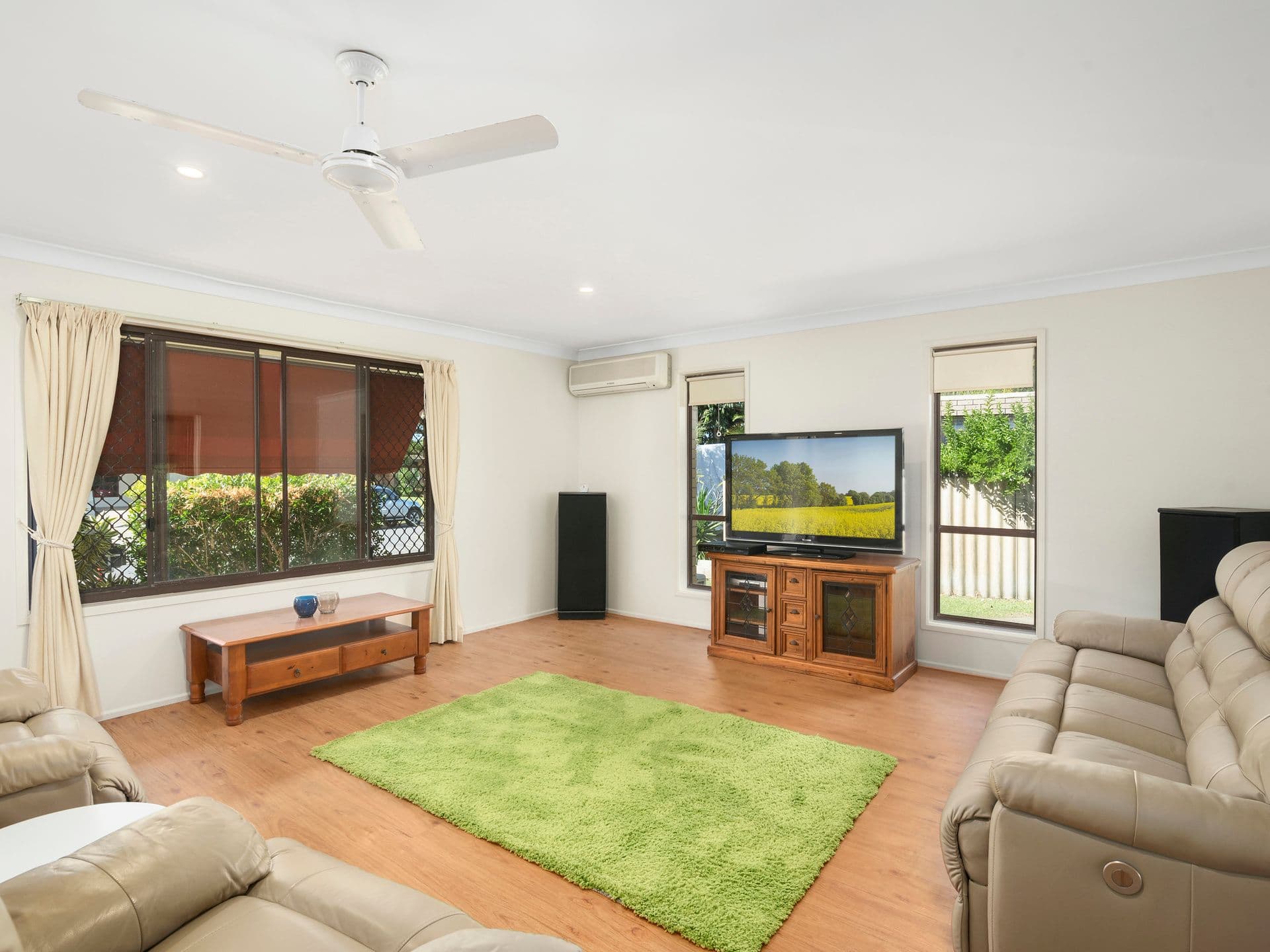5 Linum Street, Palm Beach QLD 4221, Palm Beach - Thumbnail 3