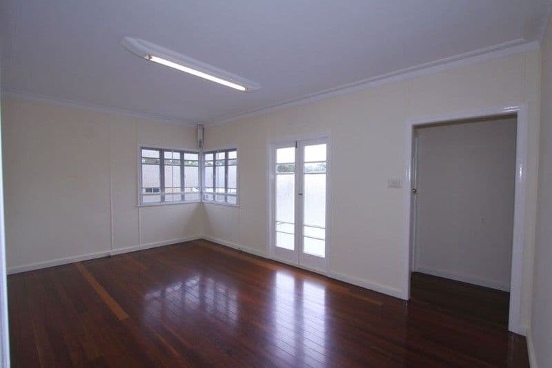5 Dunkirk Street, SVENSSON HEIGHTS QLD 4670, Svensson Heights - Thumbnail 7