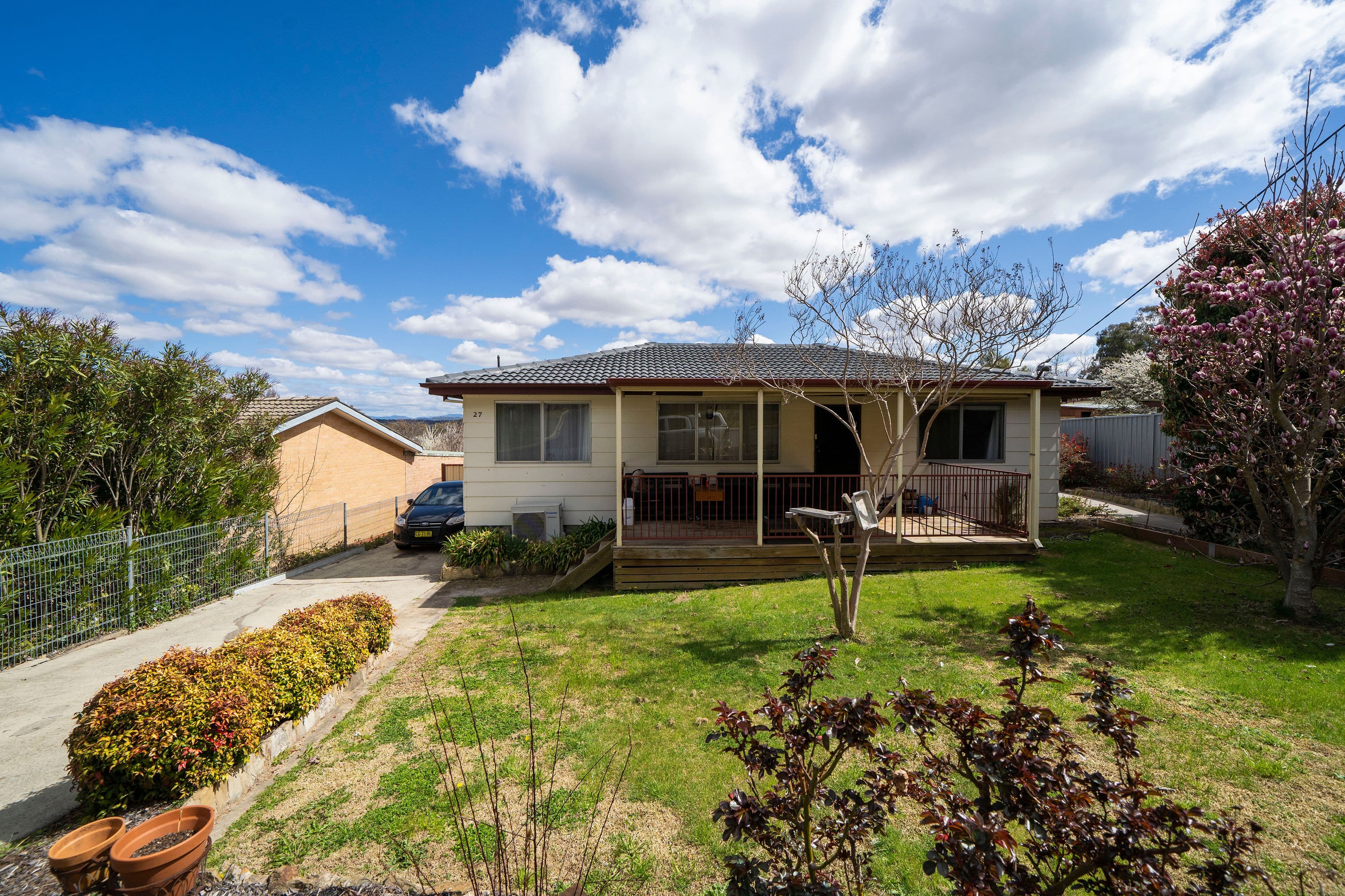 27a & 27b Elizabeth Cresent, Queanbeyan East NSW 2620, Queanbeyan East - Image 1