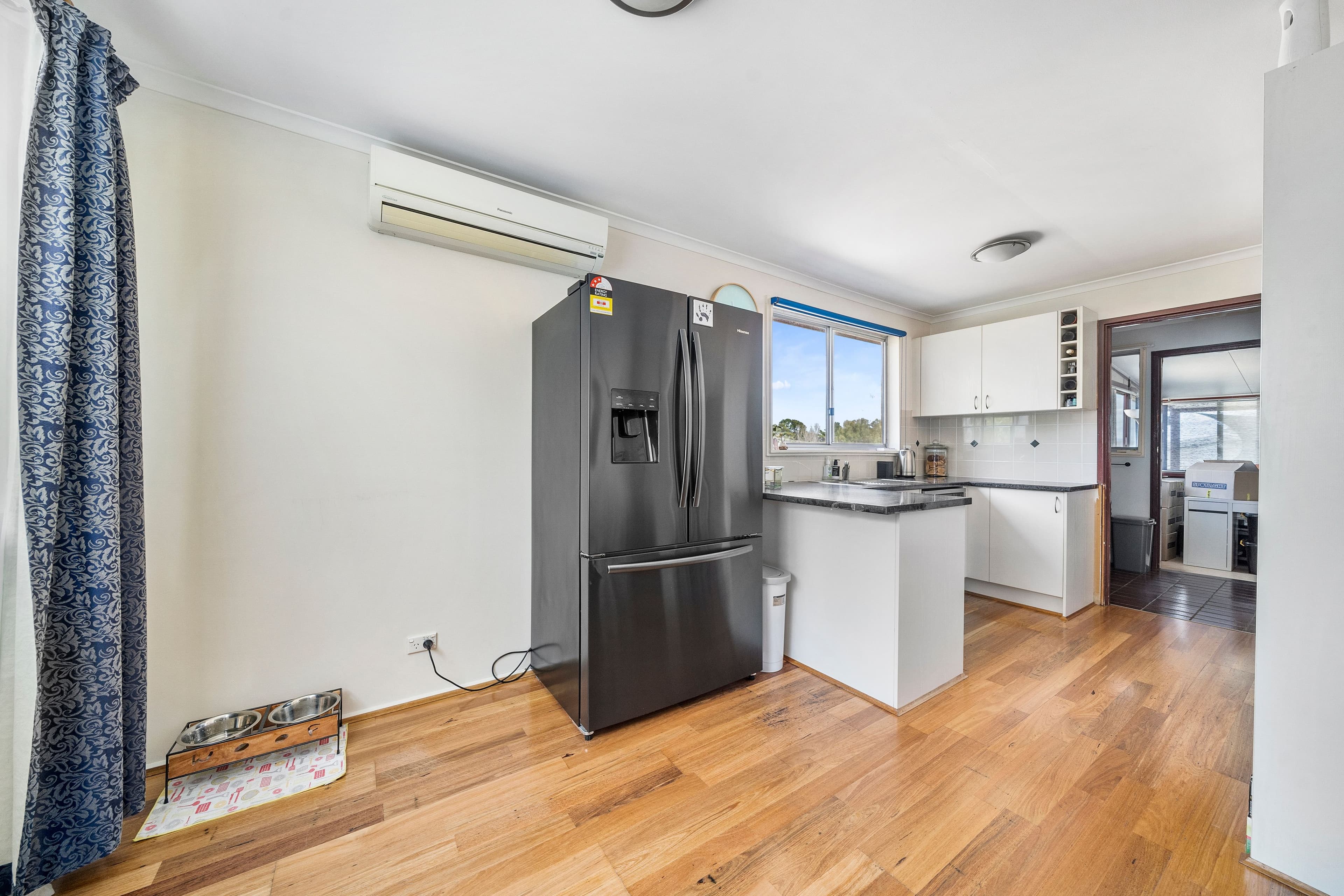 27a & 27b Elizabeth Cresent, Queanbeyan East NSW 2620, Queanbeyan East - Thumbnail 7