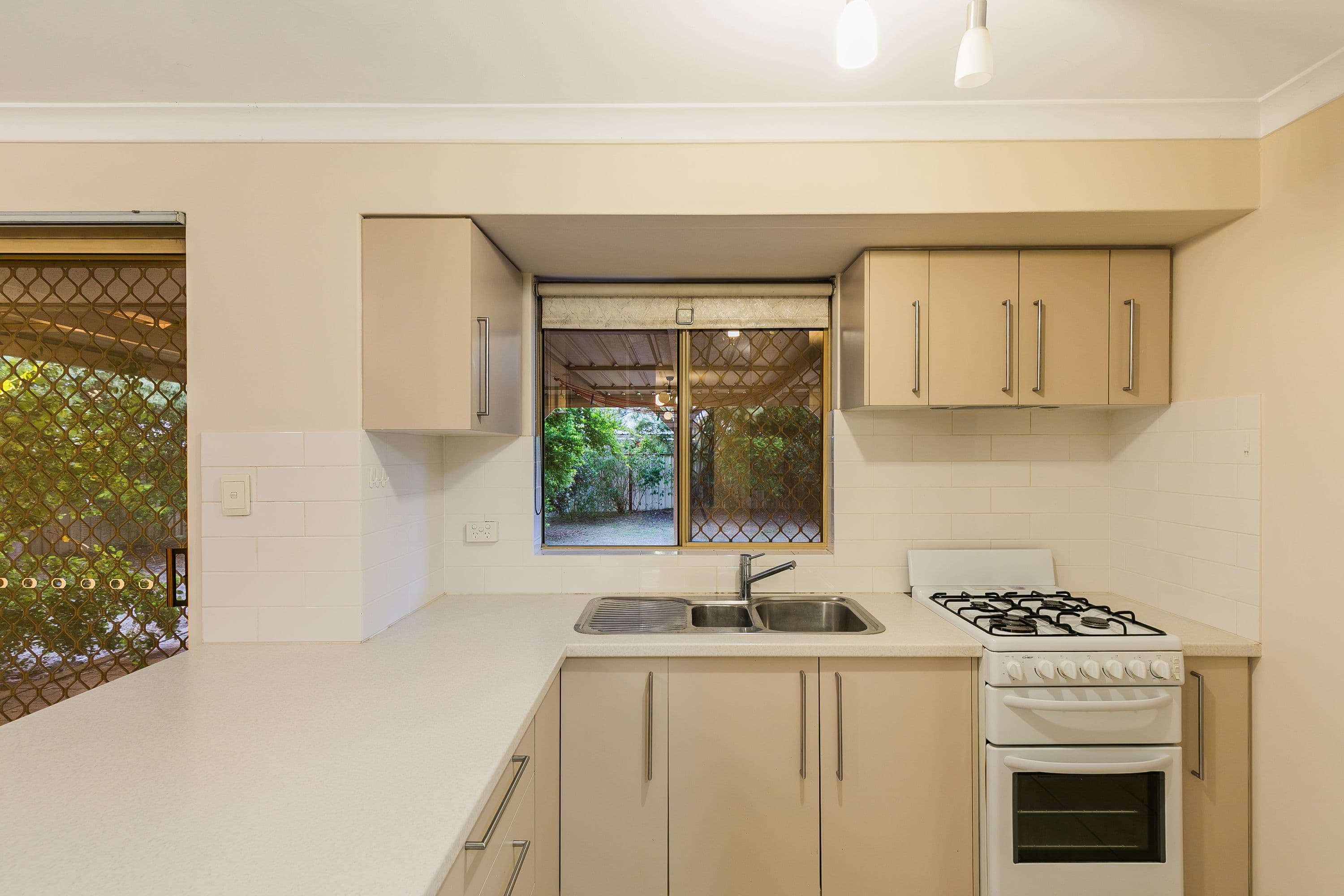79 Williams Road, Seville Grove WA 6112, Seville Grove - Thumbnail 6