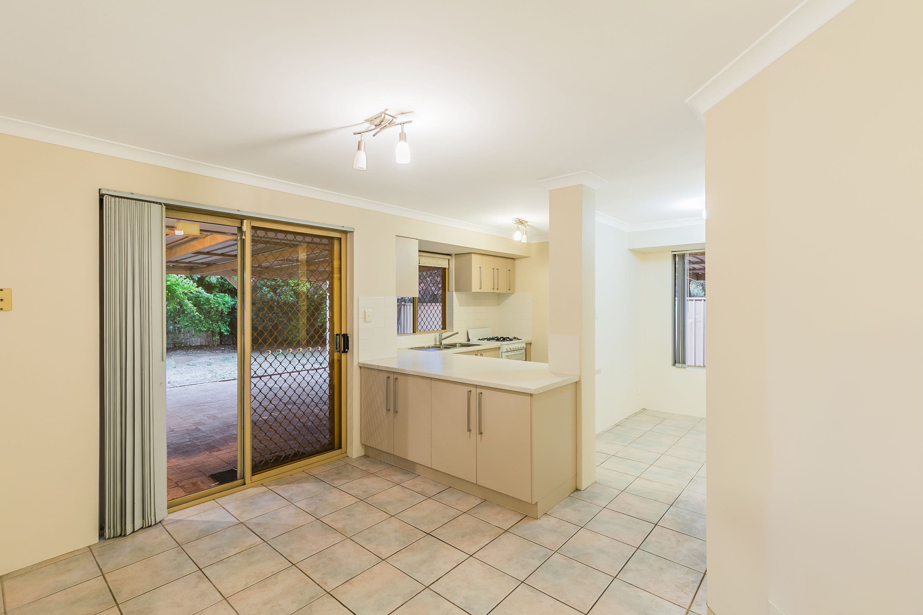 79 Williams Road, Seville Grove WA 6112, Seville Grove - Thumbnail 7