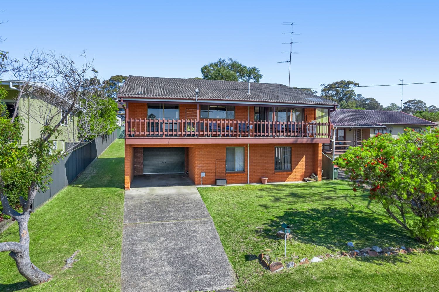 6 Sabrina Avenue, Bateau Bay NSW 2261, Bateau Bay - Image 1