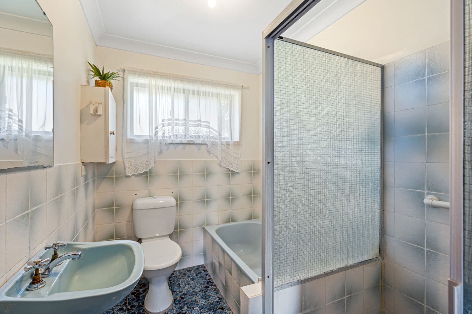 6 Sabrina Avenue, Bateau Bay NSW 2261, Bateau Bay - Thumbnail 7