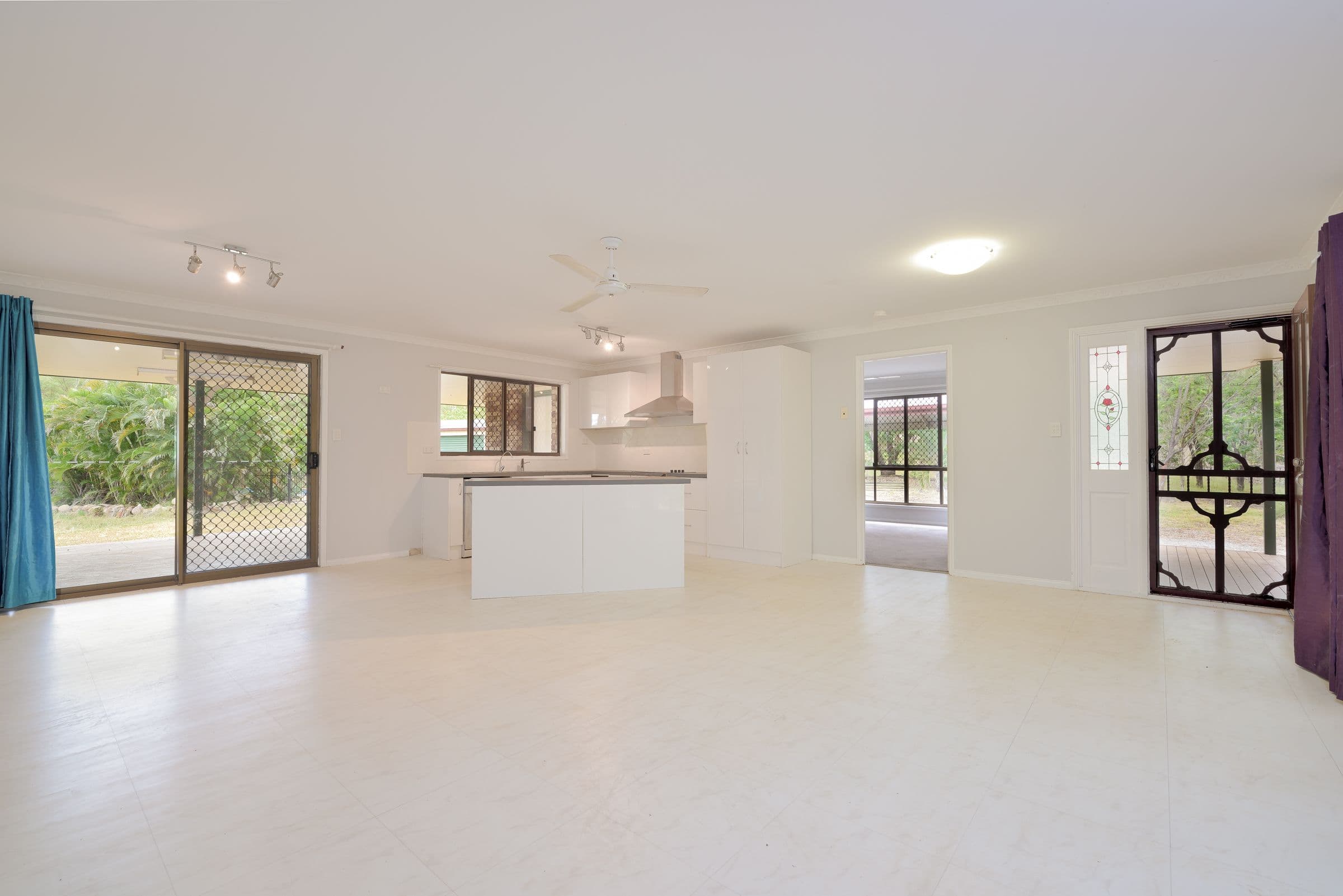 51 Flora Drive, Beecher QLD 4680, Beecher - Thumbnail 7