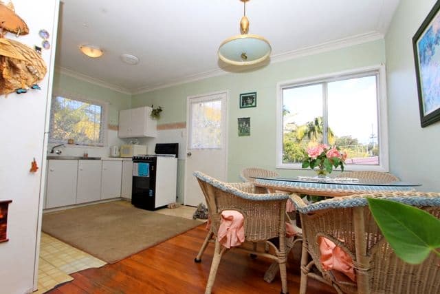4  Bunyip Street, BURLEIGH HEADS QLD 4220, Burleigh Heads - Thumbnail 7