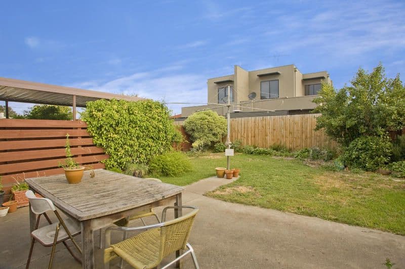 55 Saffron Street, NEWTOWN VIC 3220, Newtown - Thumbnail 2