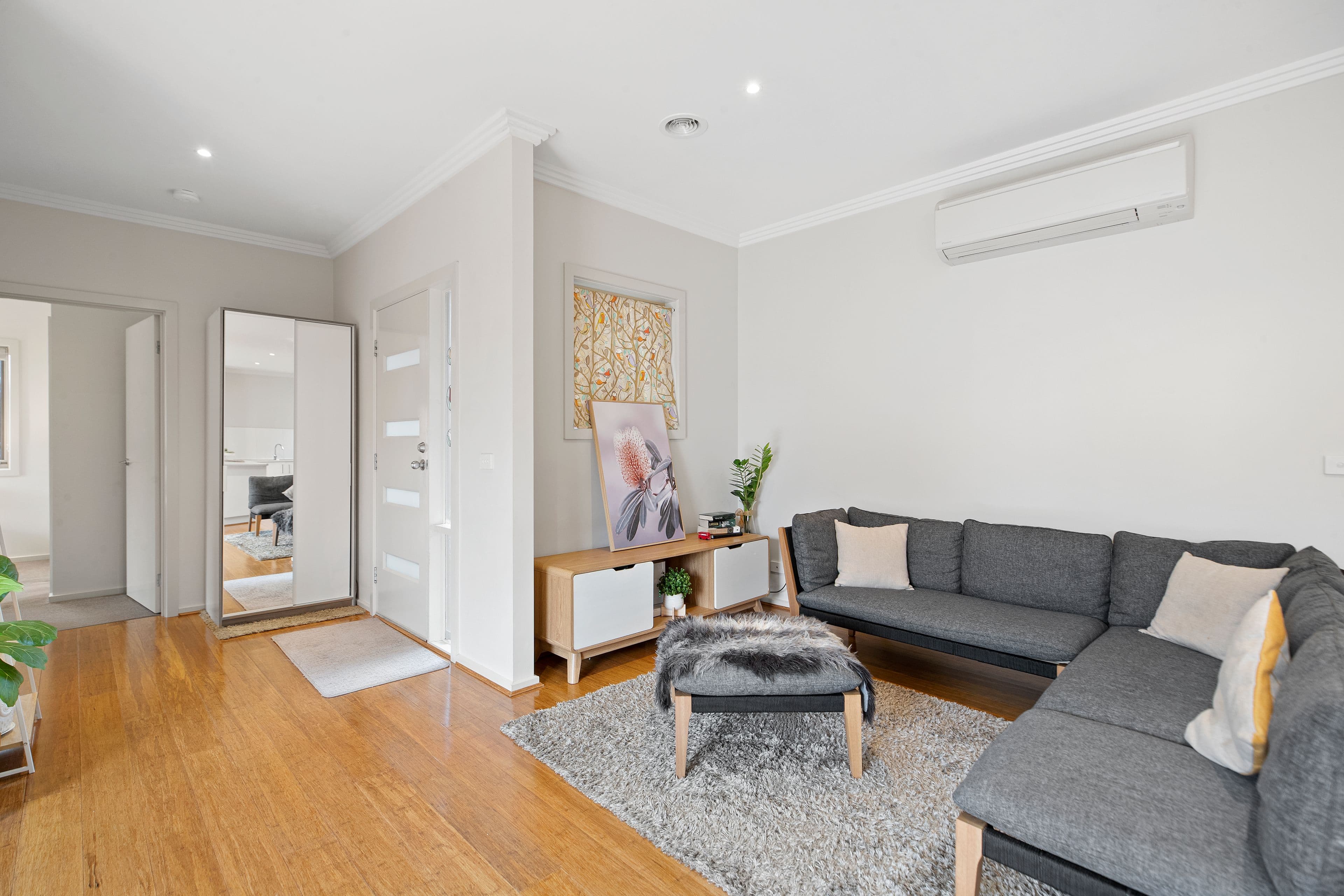 11 Neilson Street, Bayswater VIC 3153, Bayswater - Thumbnail 2