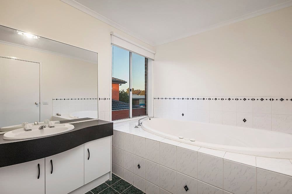 2 Garden Drive, BRAYBROOK VIC 3019, Braybrook - Thumbnail 6