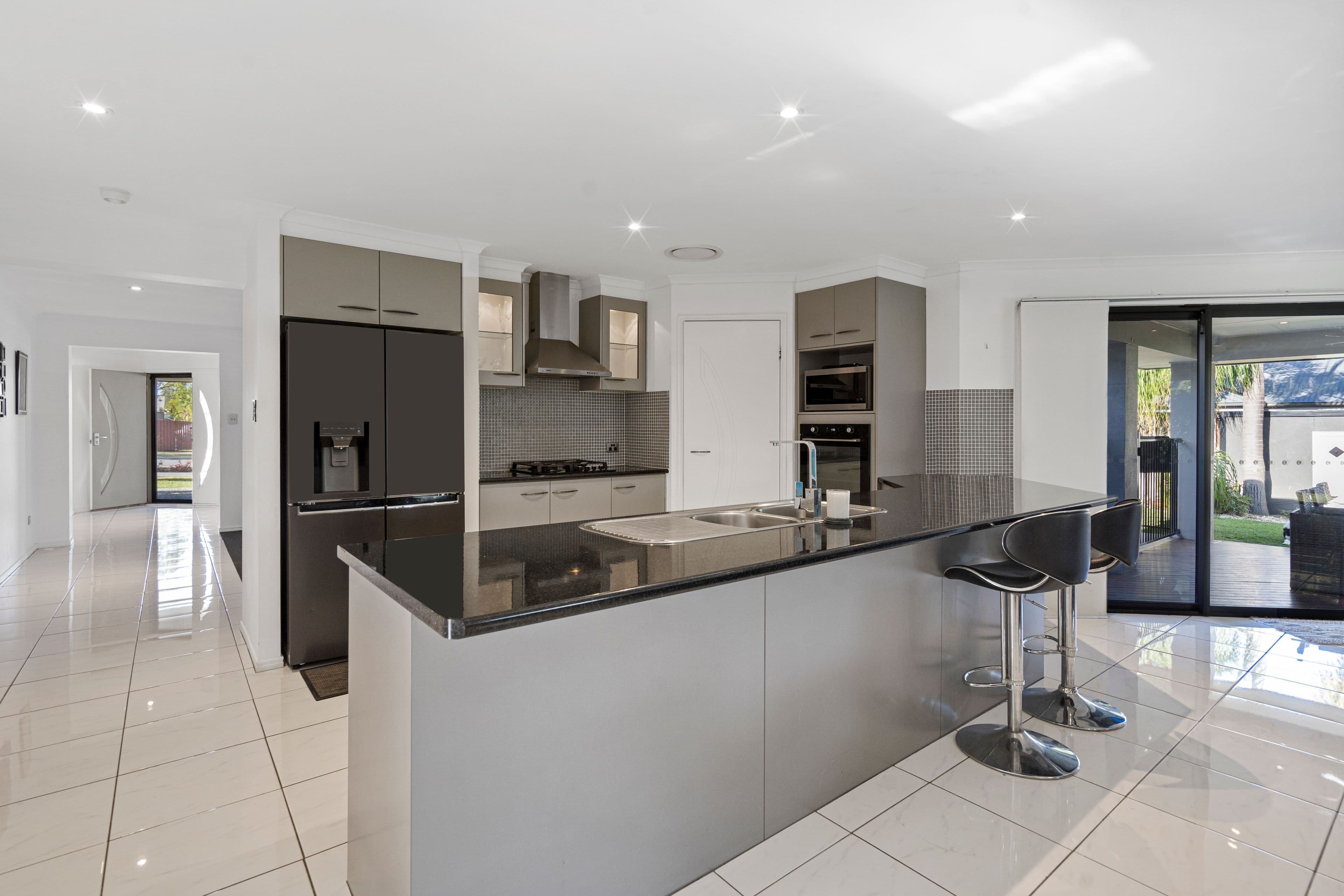 3 Lynbrook Avenue, Ormeau QLD 4208, Ormeau - Thumbnail 8