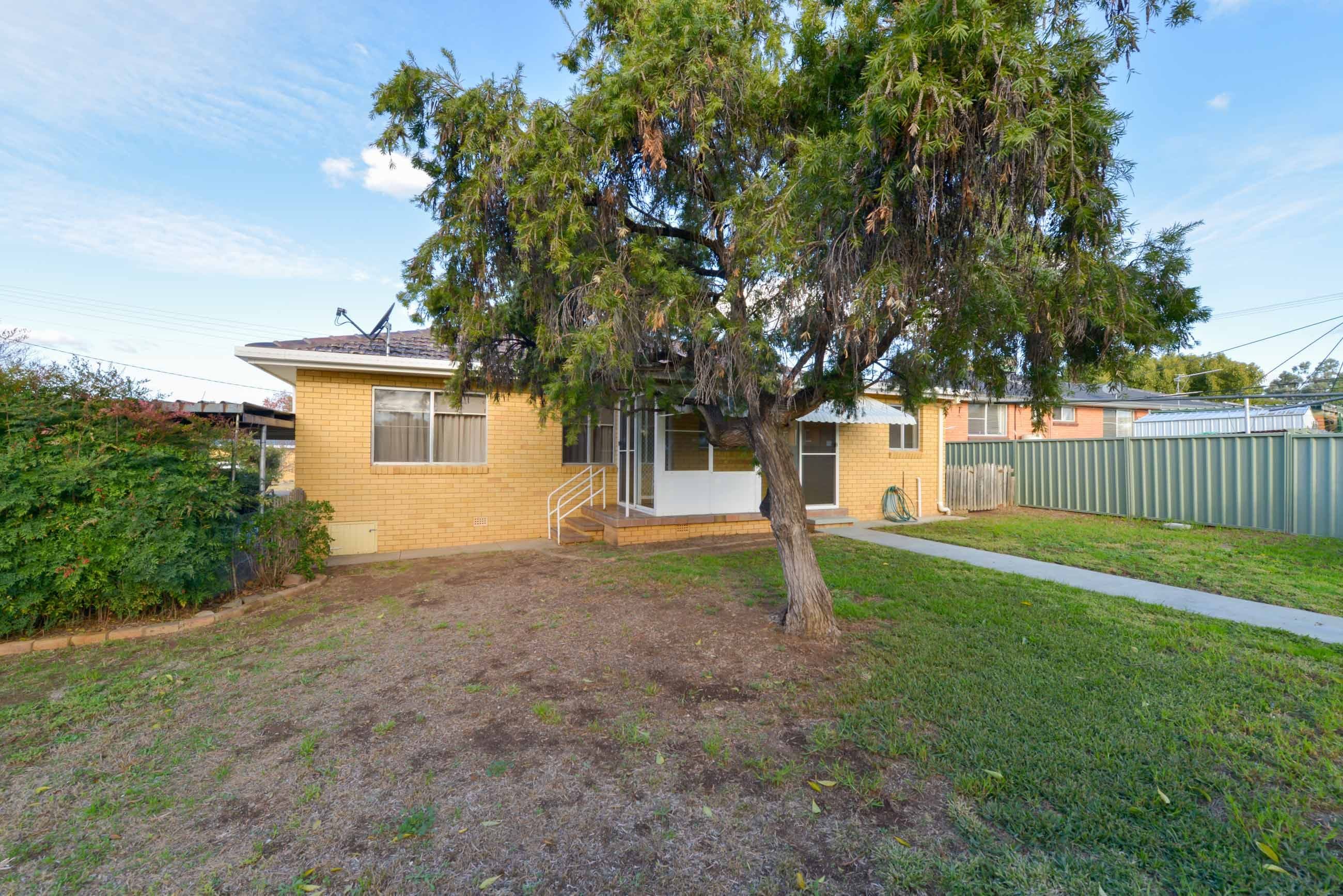 18 Murrawai Street, Tamworth NSW 2340, Tamworth - Thumbnail 2