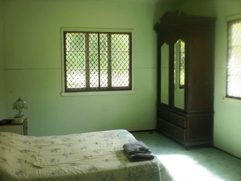 15 Simmonds Street, GORDONVALE QLD 4865, Gordonvale - Thumbnail 3