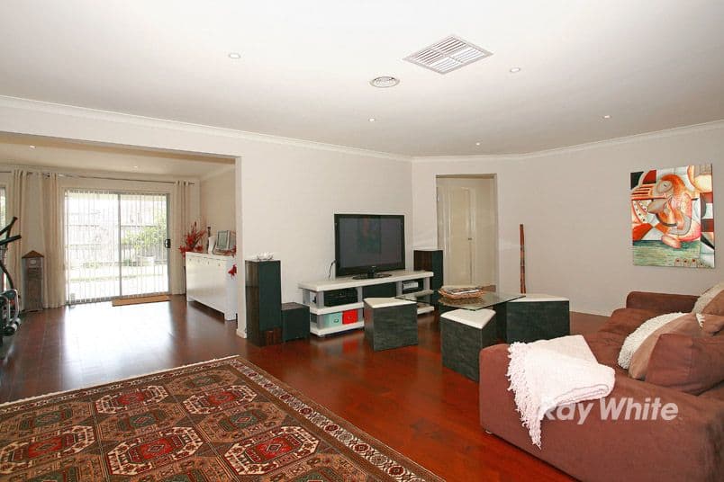 39 Sussex Avenue, CRANBOURNE NORTH VIC 3977, Cranbourne North - Thumbnail 8