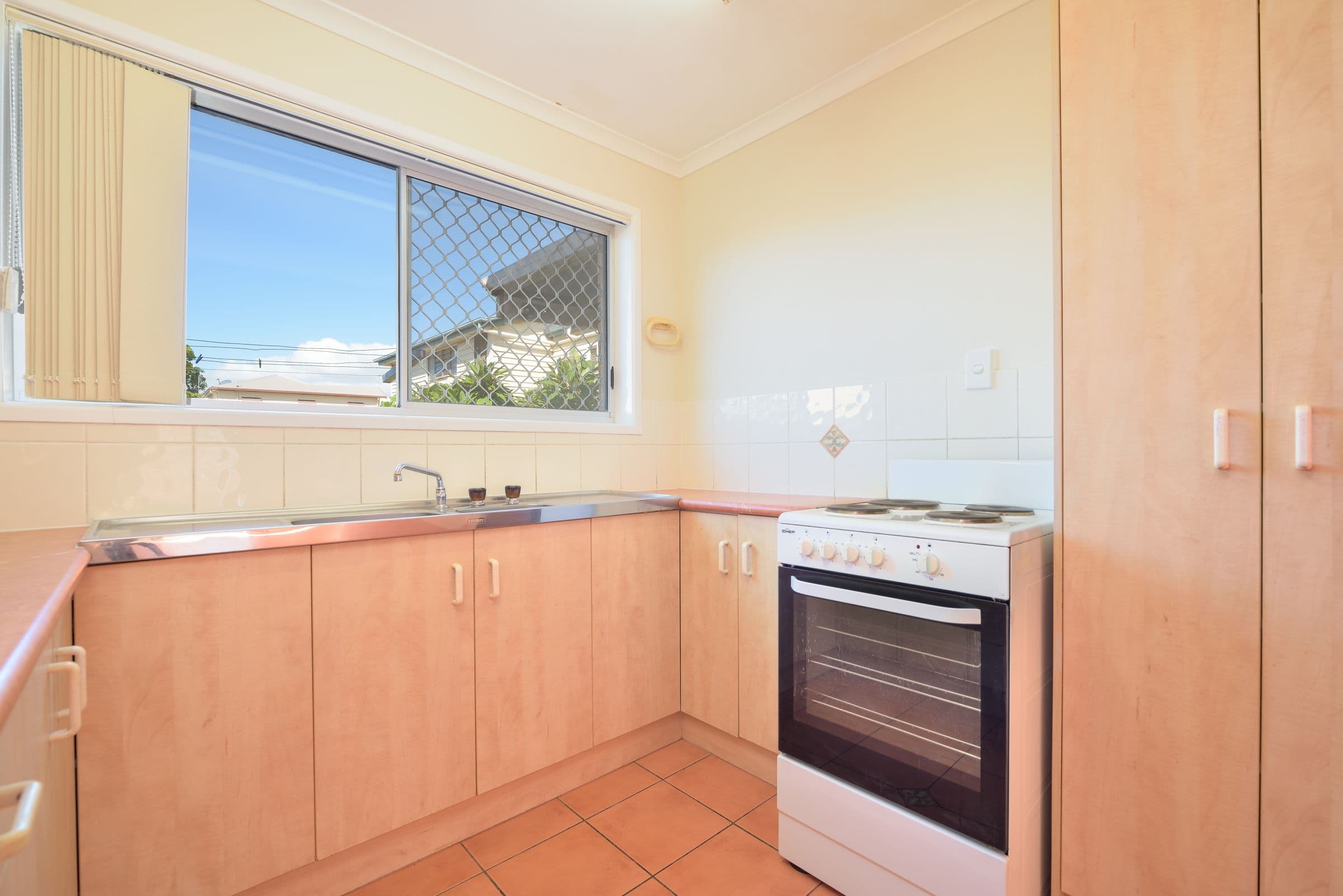7 Eden Street, South Gladstone QLD 4680, South Gladstone - Thumbnail 3