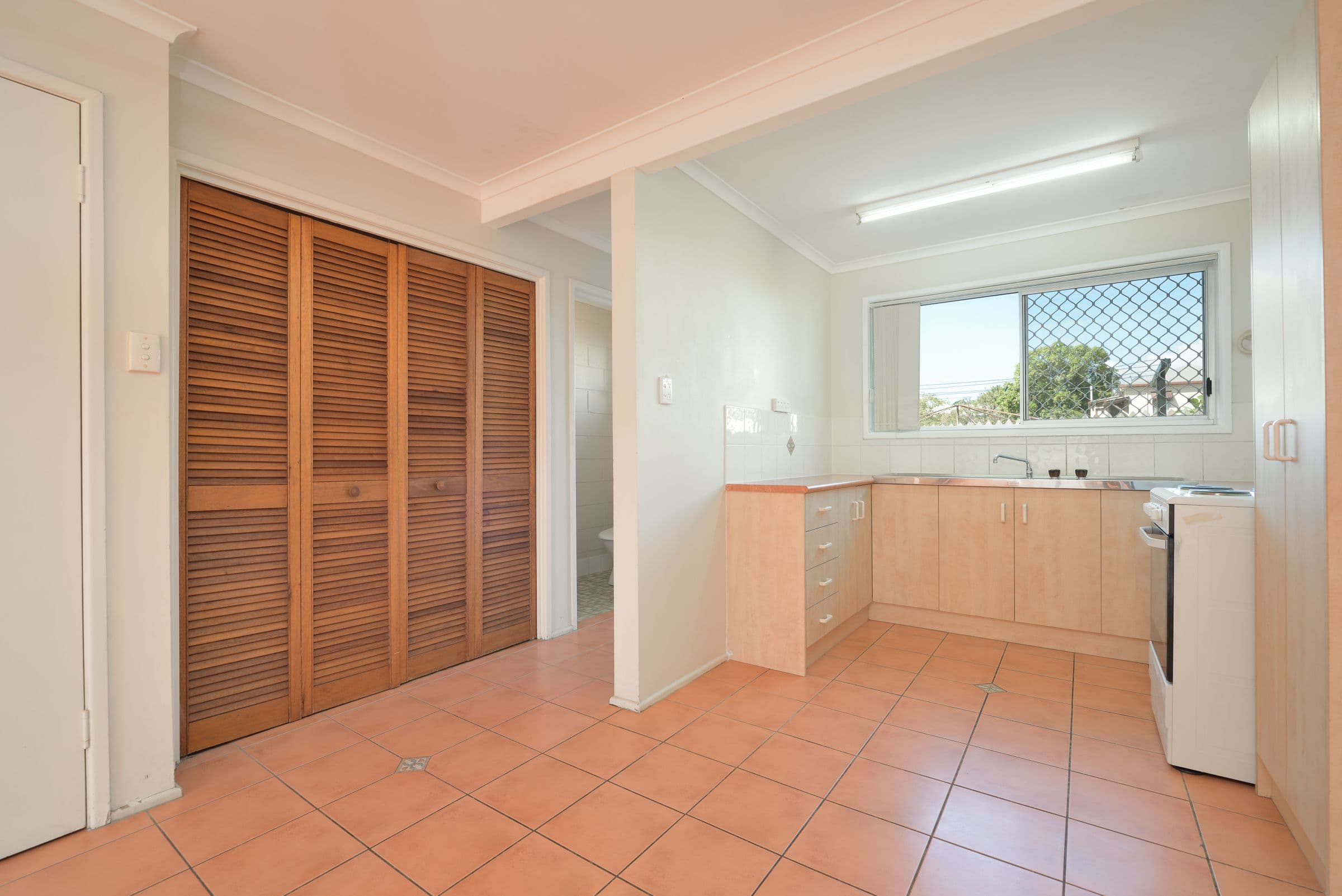 7 Eden Street, South Gladstone QLD 4680, South Gladstone - Thumbnail 4