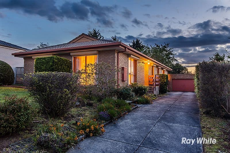 5 Salignus Court, Narre Warren VIC 3805, Narre Warren - Image 1