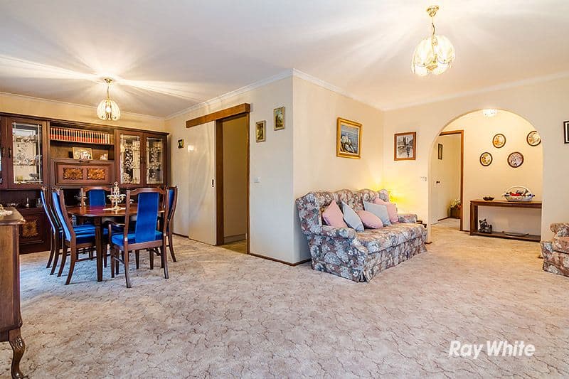 5 Salignus Court, Narre Warren VIC 3805, Narre Warren - Thumbnail 4