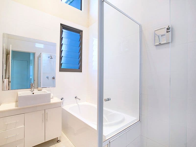 9 Fenton Avenue, CARINGBAH NSW 2229, Caringbah - Thumbnail 6