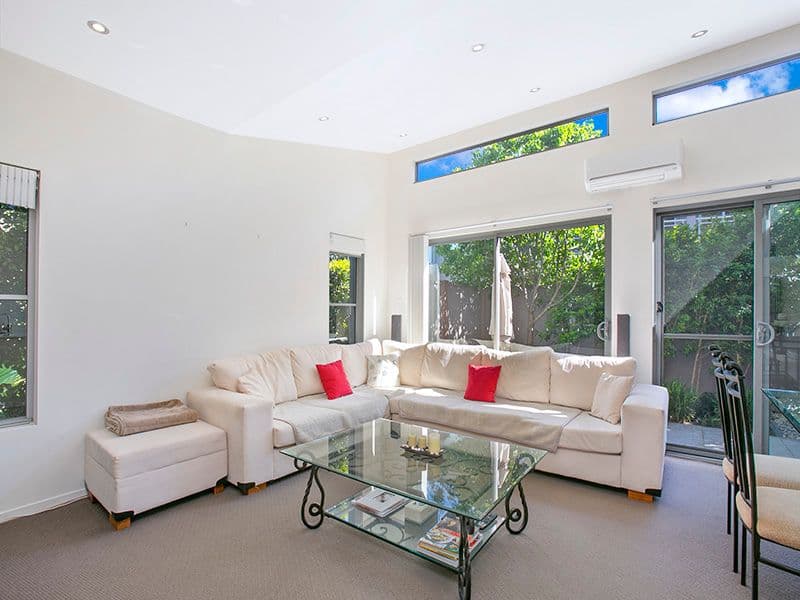 9 Fenton Avenue, CARINGBAH NSW 2229, Caringbah - Thumbnail 7