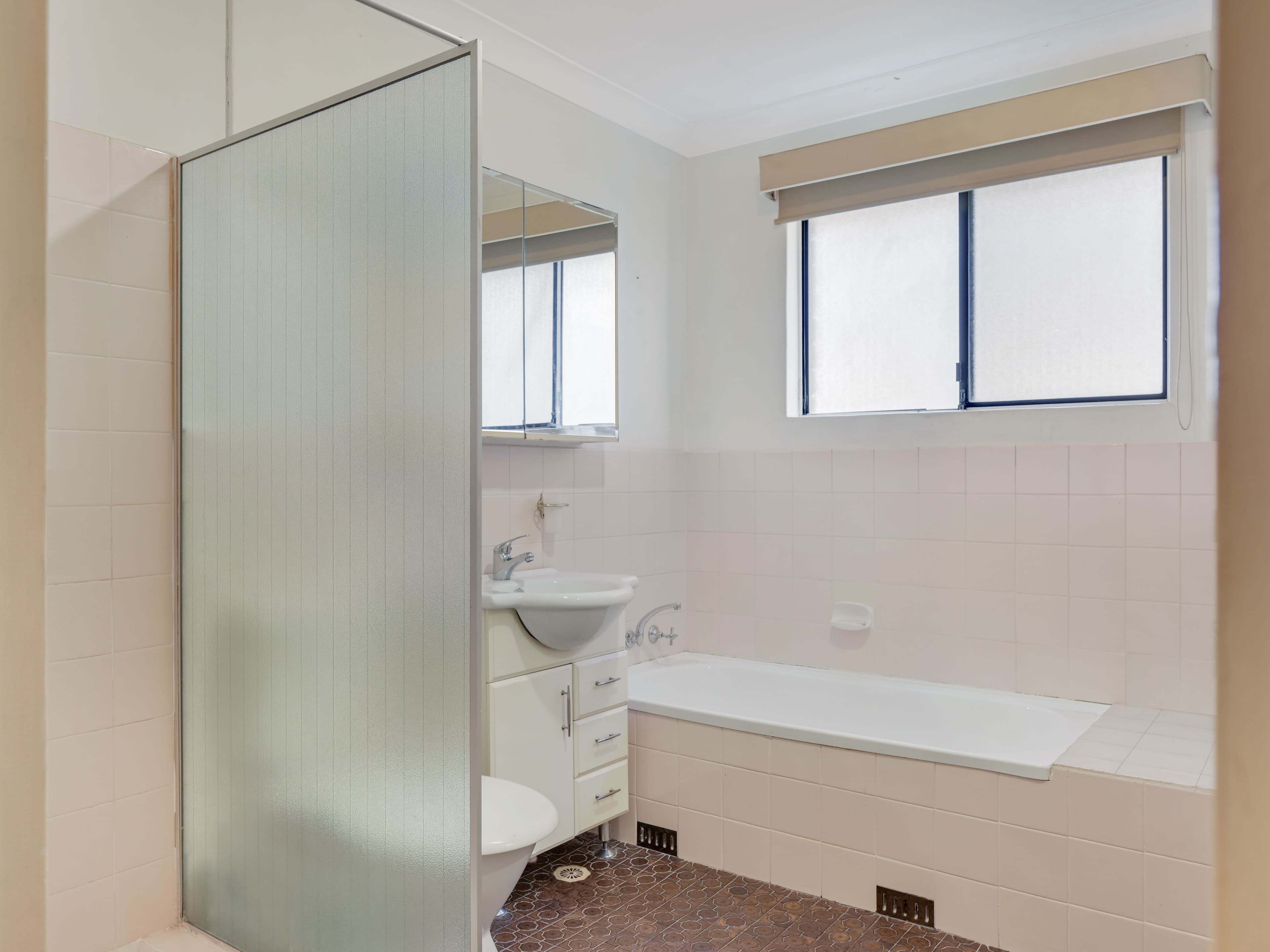 1/9-13 Surrey Street, Minto NSW 2566, Minto - Thumbnail 6