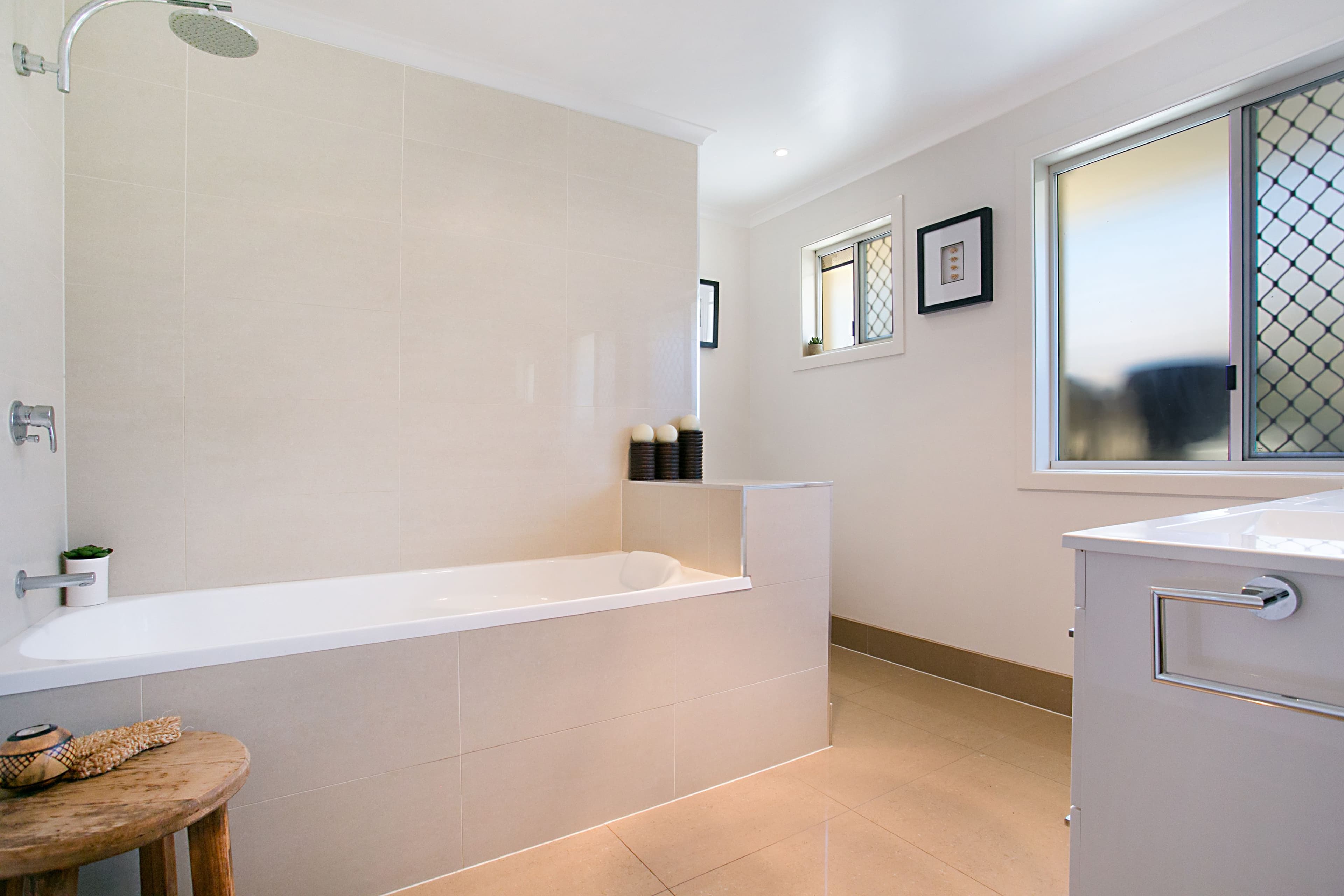 37 Auk Avenue, Burleigh Waters QLD 4220, Burleigh Waters - Thumbnail 7